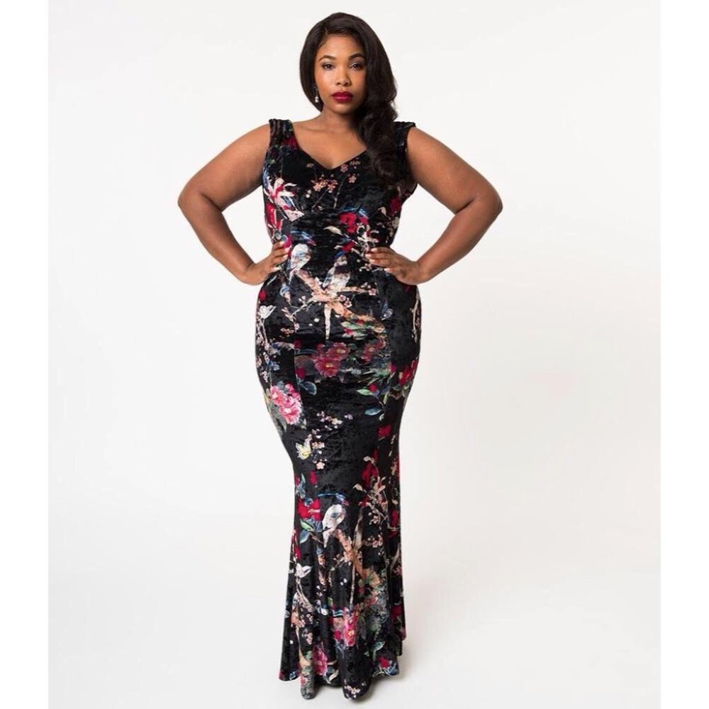 Black & Floral Sleeveless Velvet Goldwyn Gown